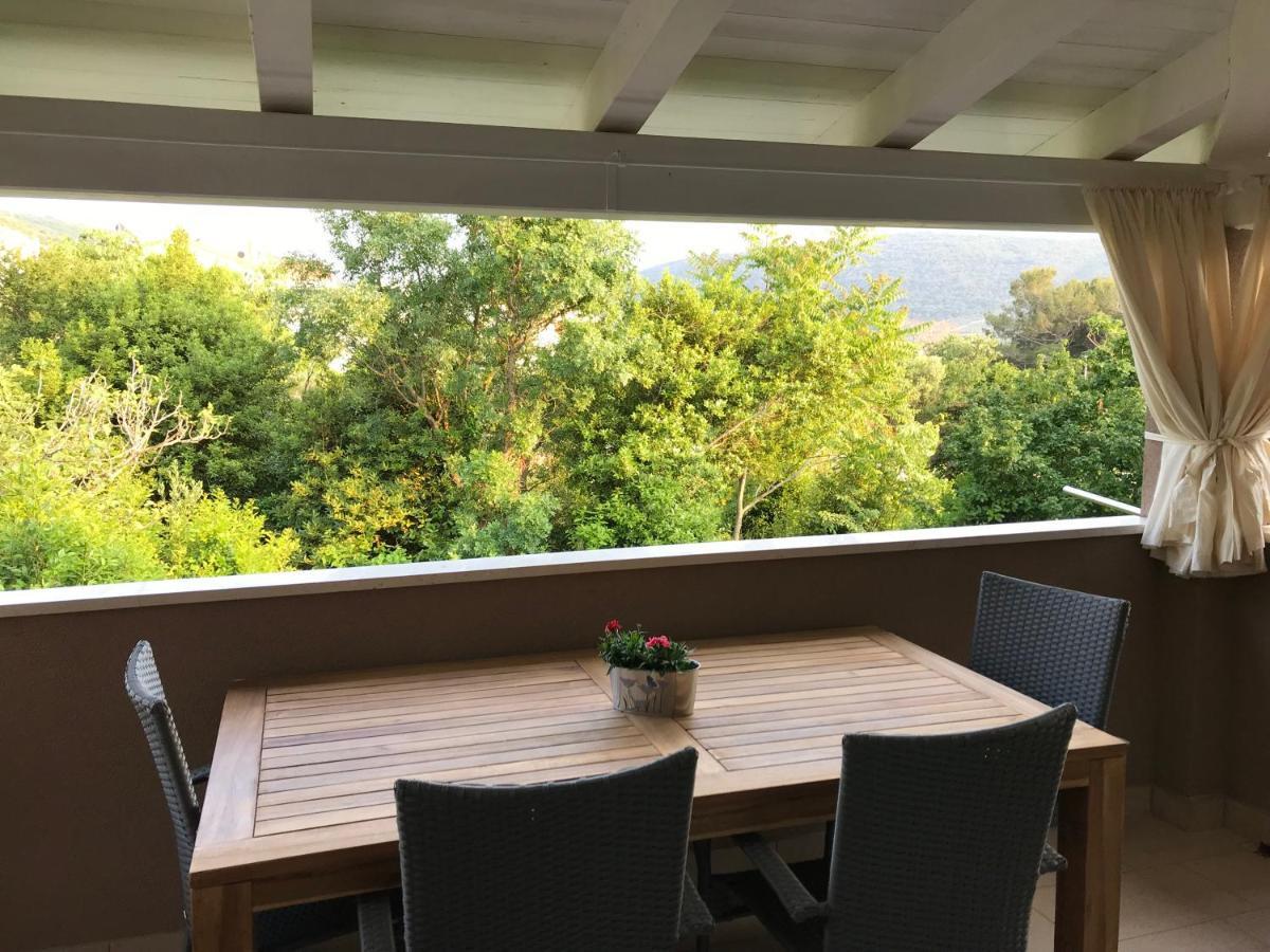 Apartmani Matea Đảo Đảo Cres Ngoại thất bức ảnh