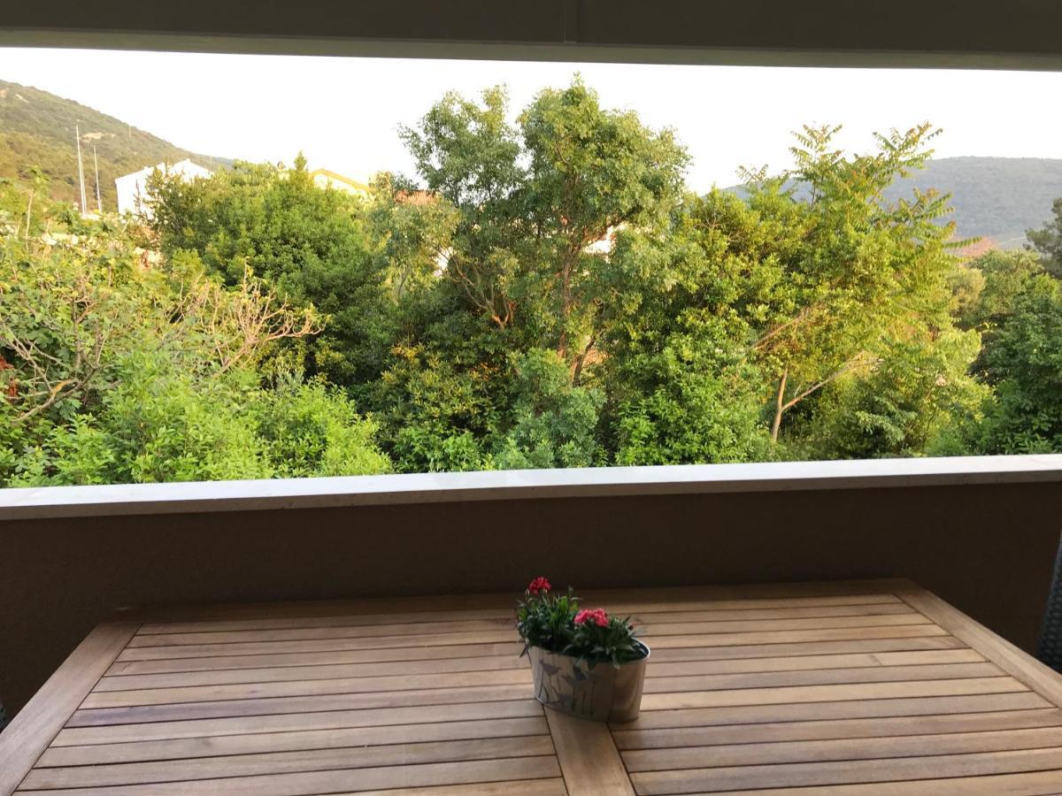 Apartmani Matea Đảo Đảo Cres Ngoại thất bức ảnh