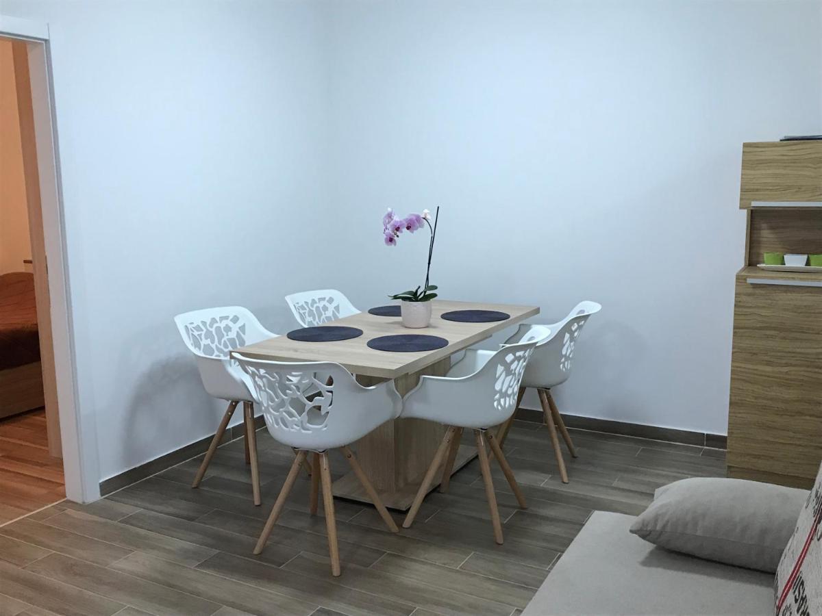 Apartmani Matea Đảo Đảo Cres Ngoại thất bức ảnh
